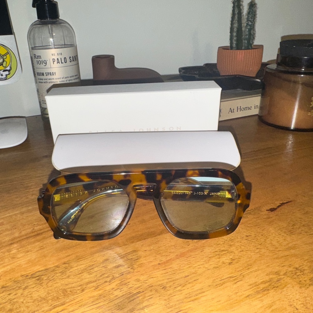 Elisa Johnson Jane sunglasses